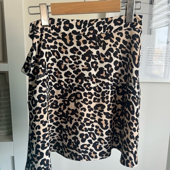 TOP shop Leopard Print Skirt - Picture 5 of 8